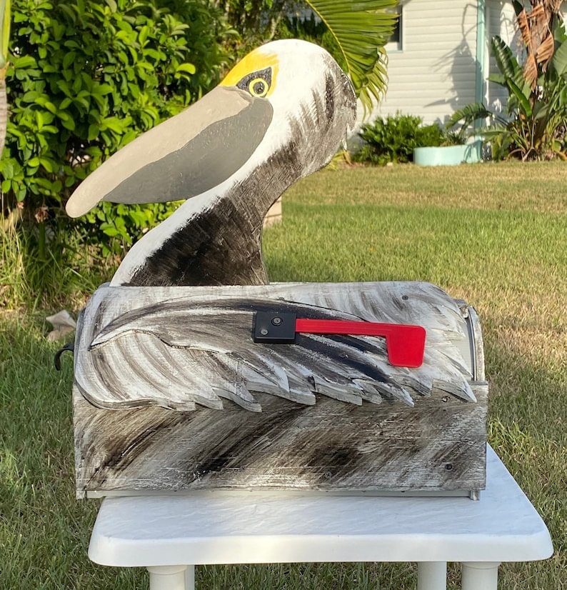 Classic Handmade Wooden Short Head Pelican Mailbox