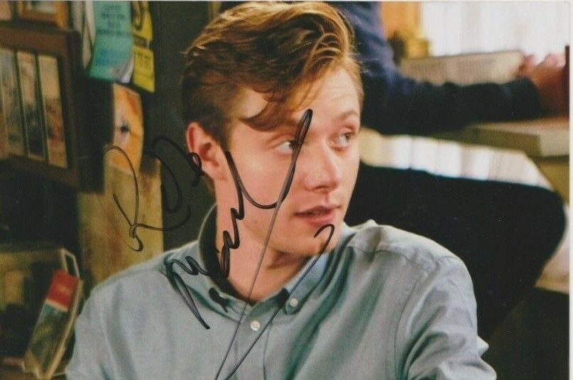 Rob Mallard **HAND SIGNED** 4x6 Photo Poster painting ~ Coronation Street ~ AUTOGRAPHED