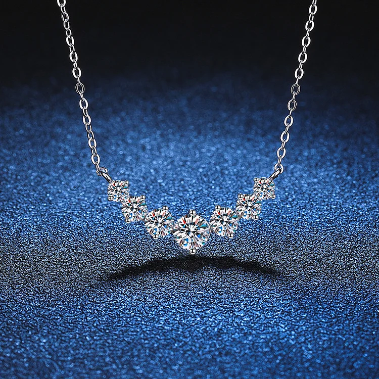 Smiling Seven Princesses Moissanite Necklace