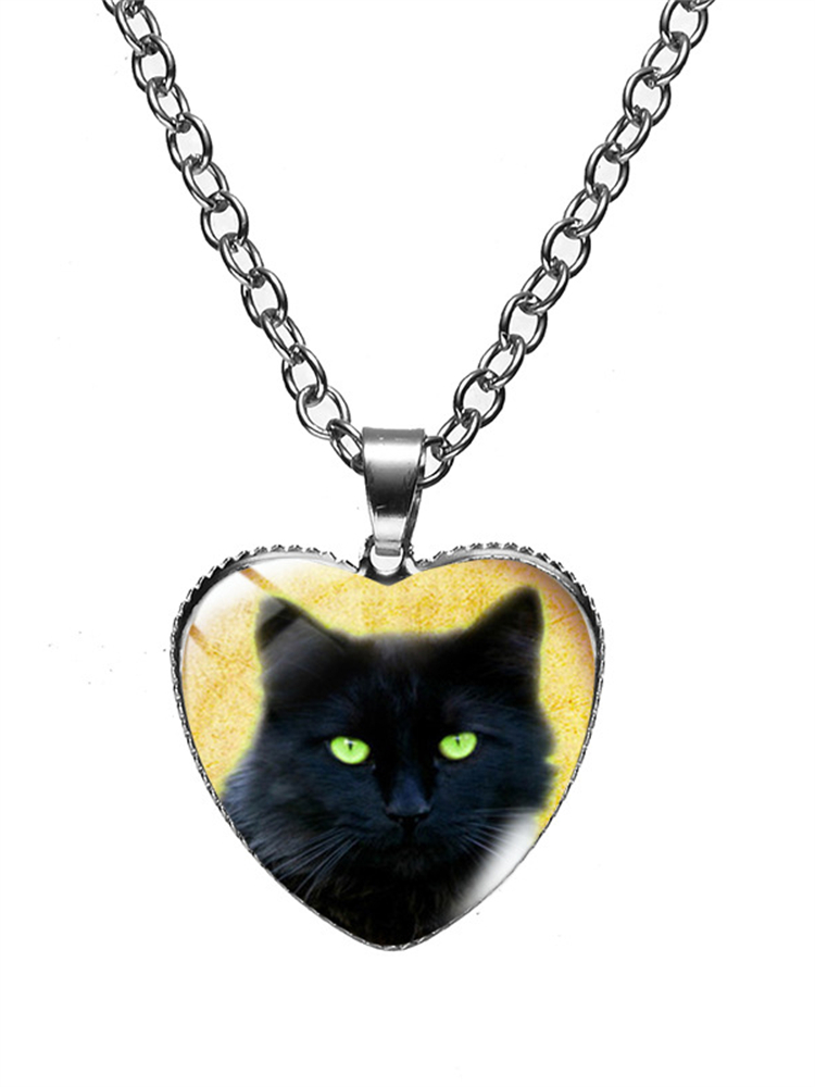Lovely Cat Heart Pendant Necklace wearshes
