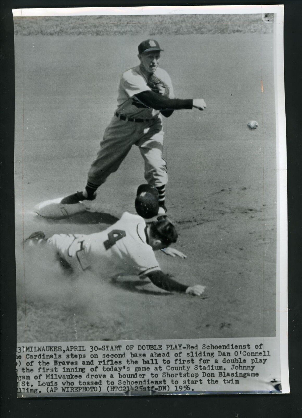 Red Schoendienst & Danny O'Connell 1956 Press Photo Poster painting St. Louis Cardinals Braves