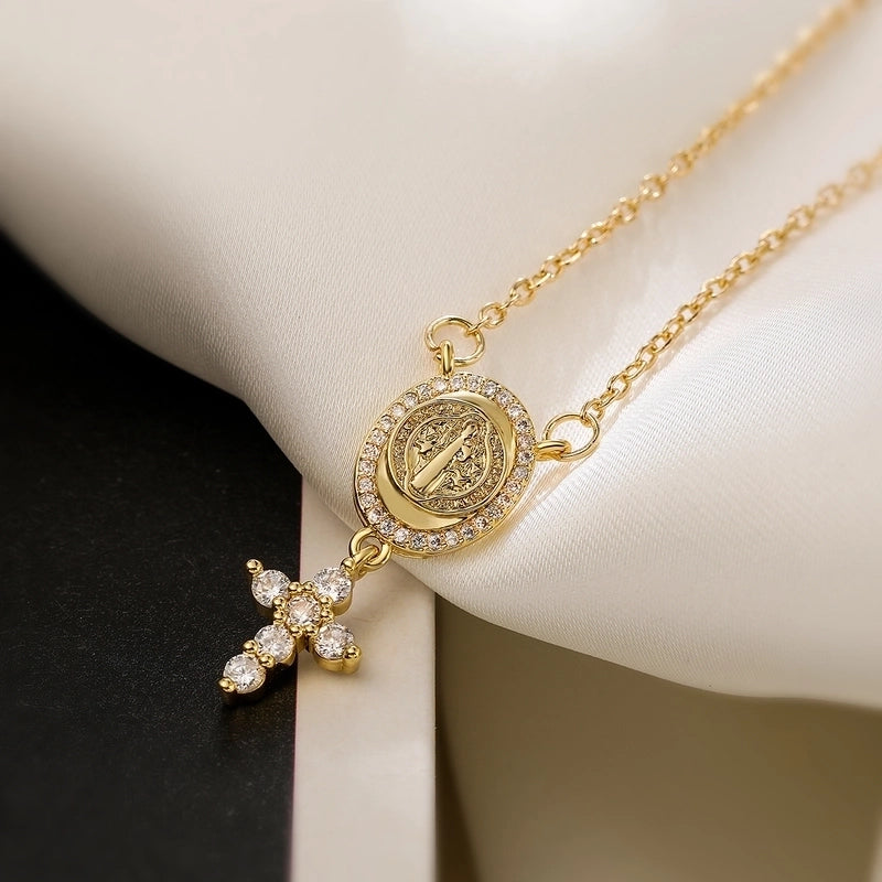 Niche Personality Copper Plating 18K Gold Zircon Cross Pendant Necklace Women’s Fashion Simple Clavicle Chain
