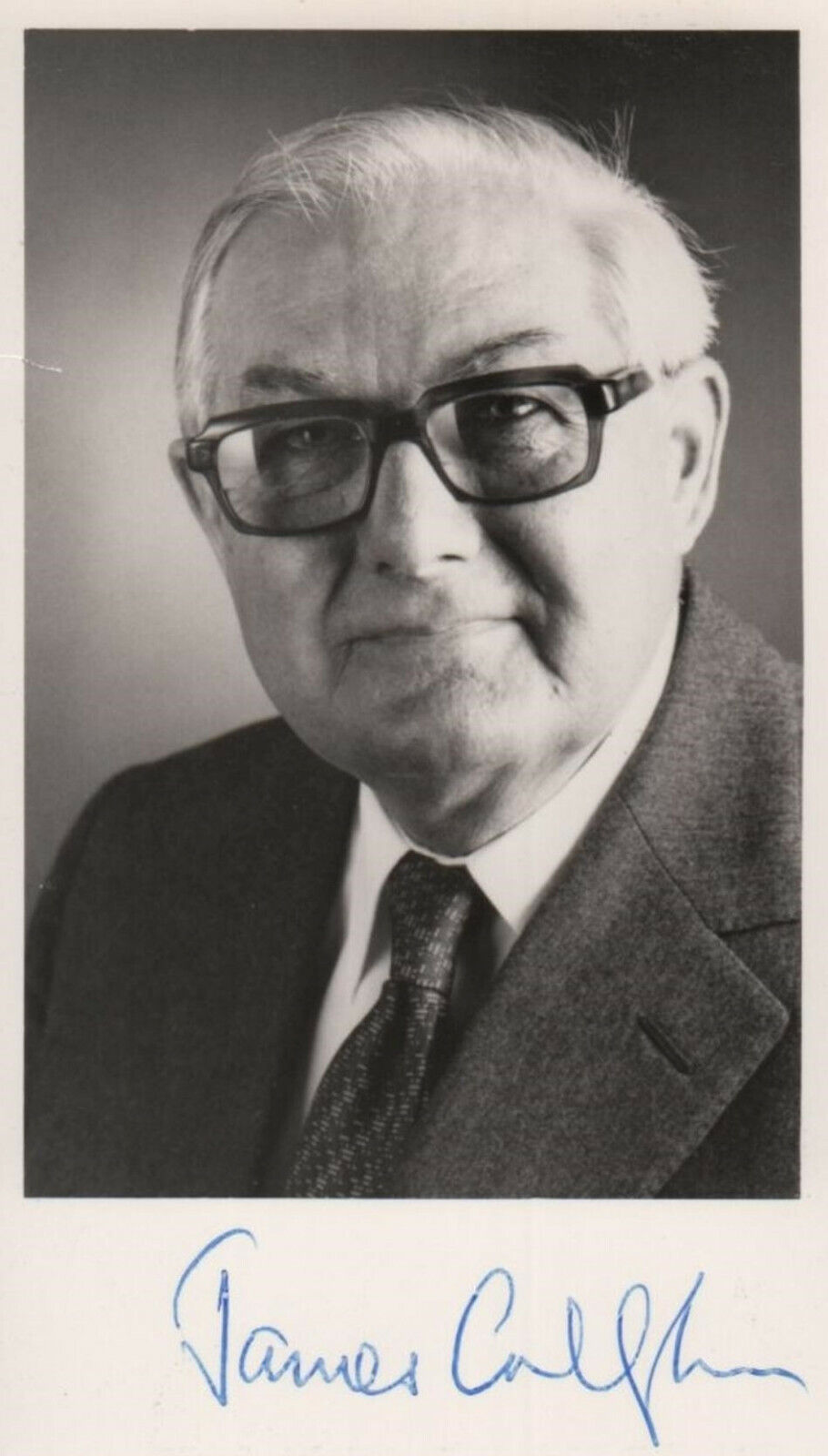 JAMES CALLAGHAN Signed Photo Poster paintinggraph - British Labour Politician - MP & PM reprint