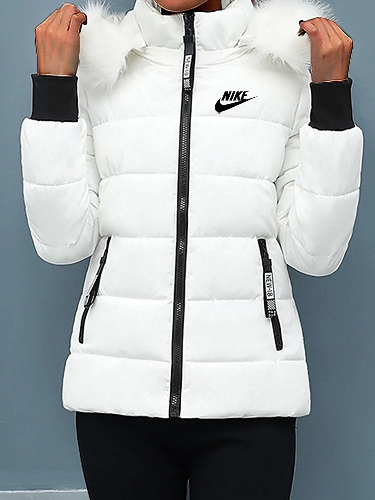 Teplá bunda Nike s husím krkom