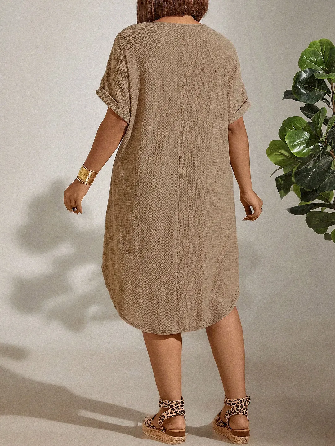 Uveng Uveng Women's Clothing 2024 Summer New Short-Sleeved Solid Color Dress