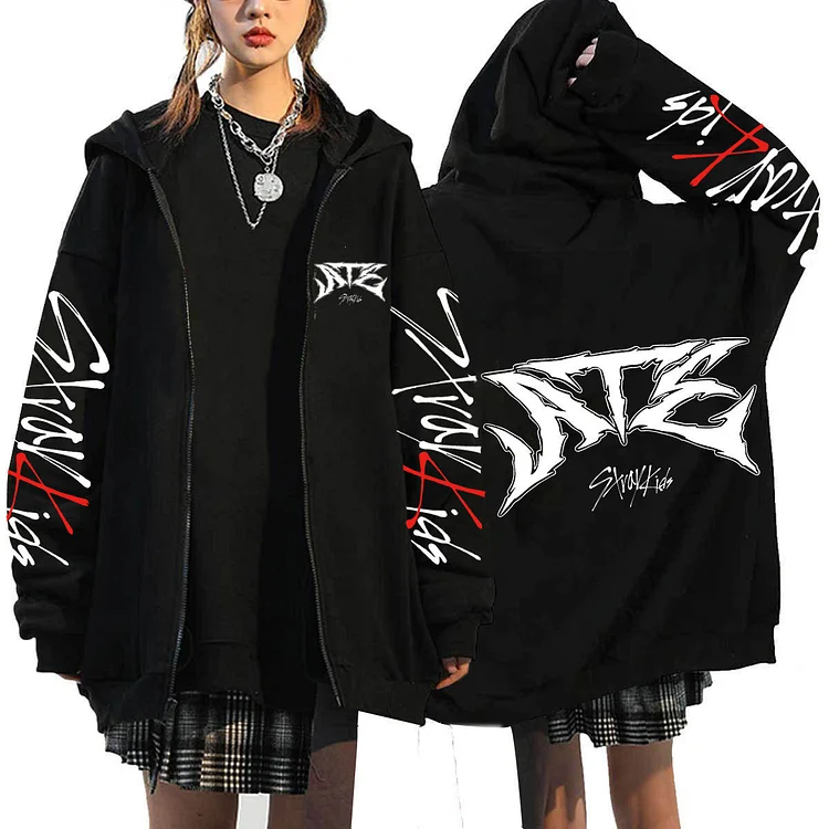 2025 Stray Kids dominATE World Tour Zip-Up Hoodie