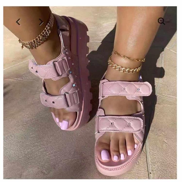 Solid Rivet Decortion Platform Sandals(Fashion choice💅💅)