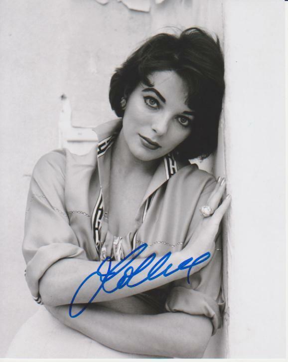 Joan Collins Original Autographed 8X10 Photo Poster painting #8 signed @Hollywood Show - Dynasty