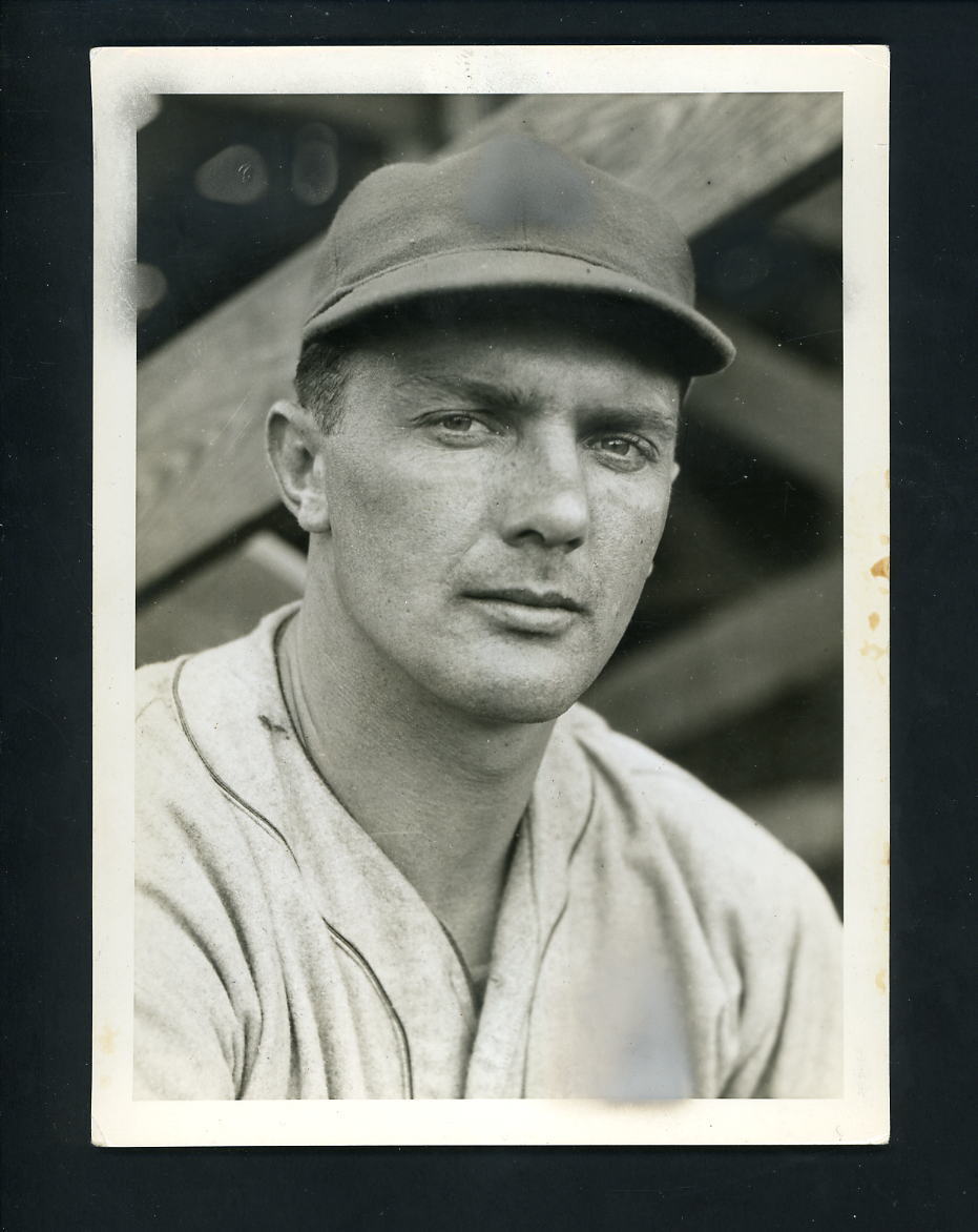 Nick Etten PSA/DNA certed Type 1 Press Photo Poster painting USED for his 1941 Double Play # 123