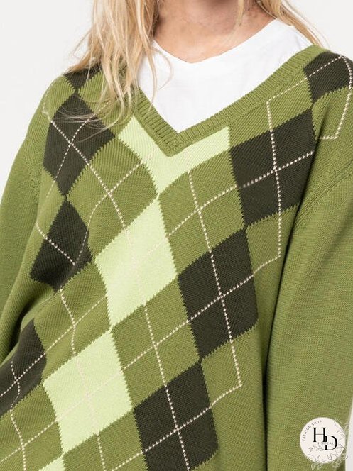 Geometric V-Neck Long Sleeve Sweater