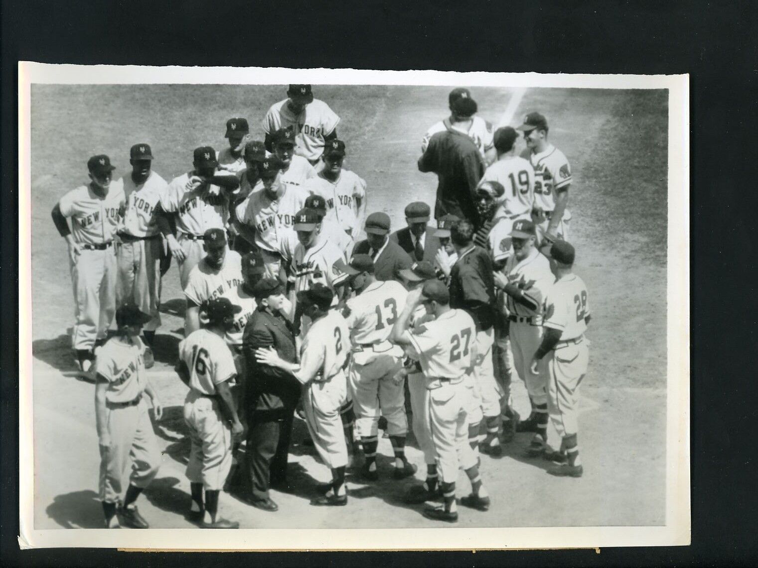 New York Giants & Milwaukee Braves dispute 1954 Press Photo Poster painting Leo Durocher