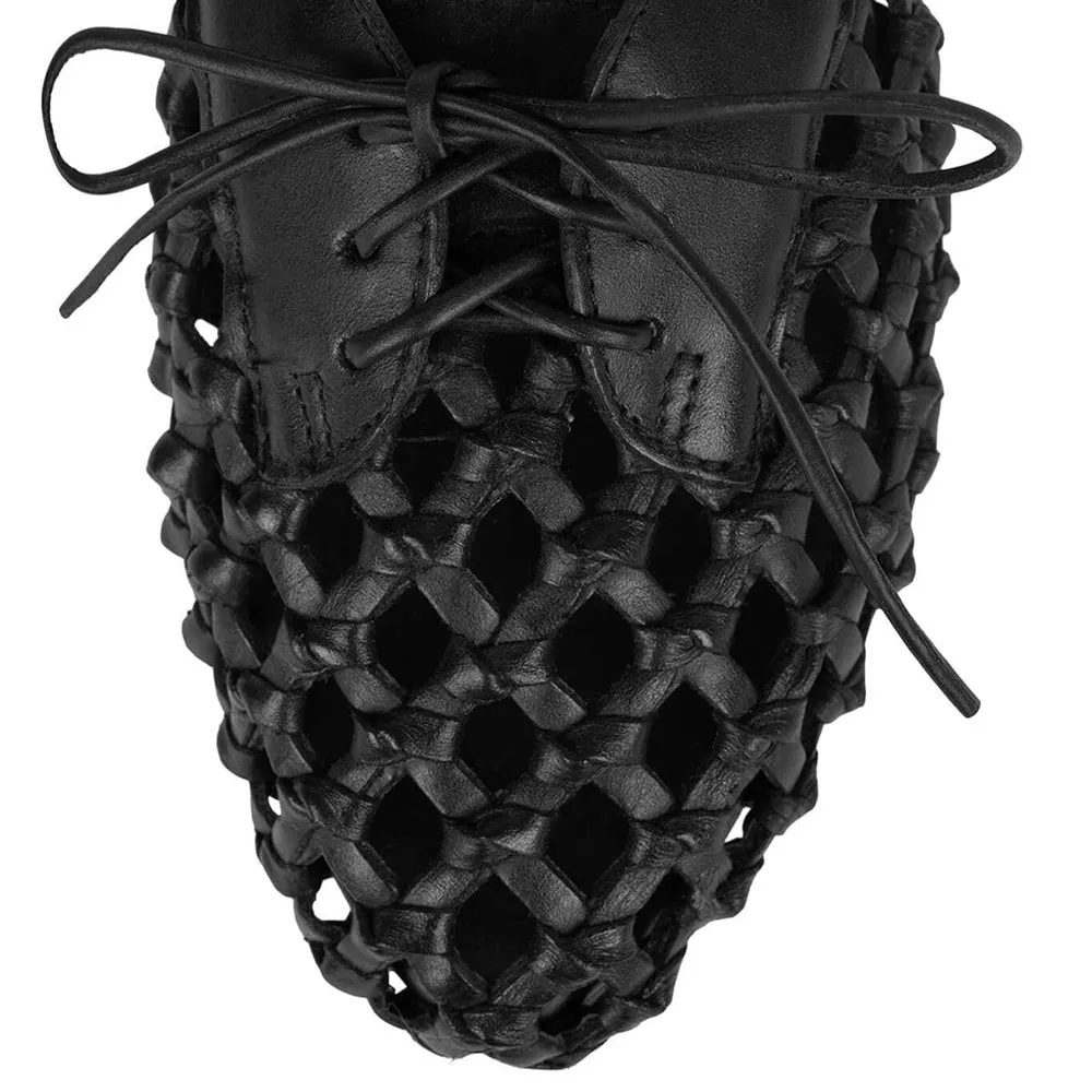 YDN Black Woven Round Toe Cut-Out Lace-Up Flat Shoes for Women