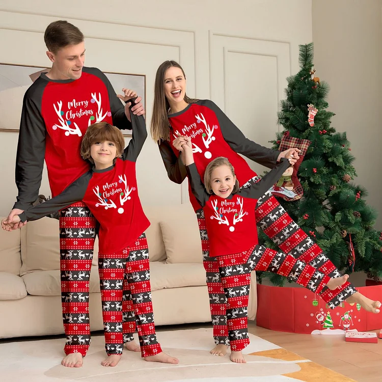 Merry Christmas Elk Print Family Matching Pajamas Set