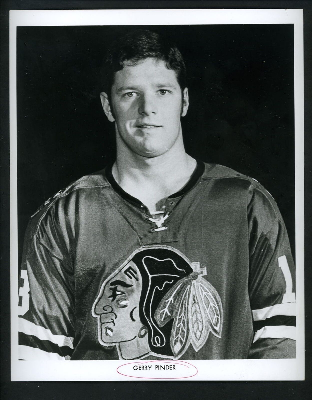 Gerry Pinder circa 1969 team issued Press Photo Poster painting Chicago Black Hawks