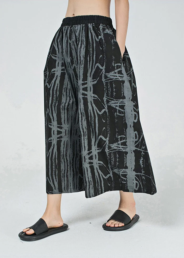 5.1Stylish Black Asymmetrical Design Print Cotton Crop Pants Spring