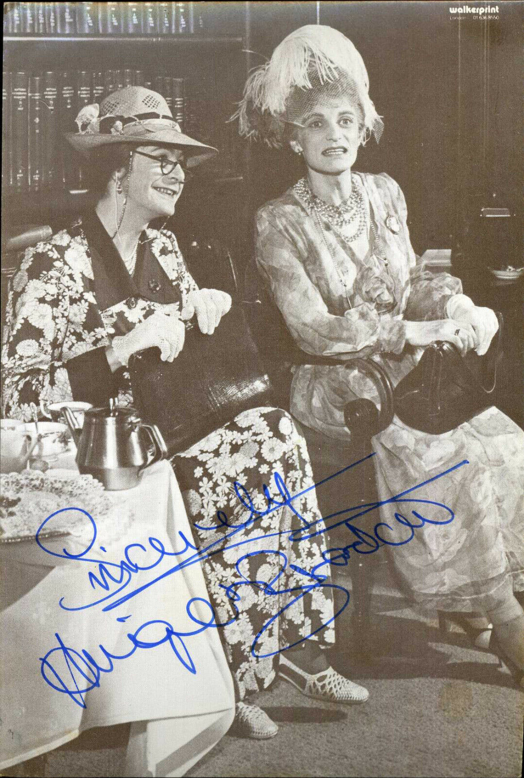 HINGE & BRACKET Signed Photo Poster paintinggraph - TV Comedians LOGAN & FYFFE - Preprint