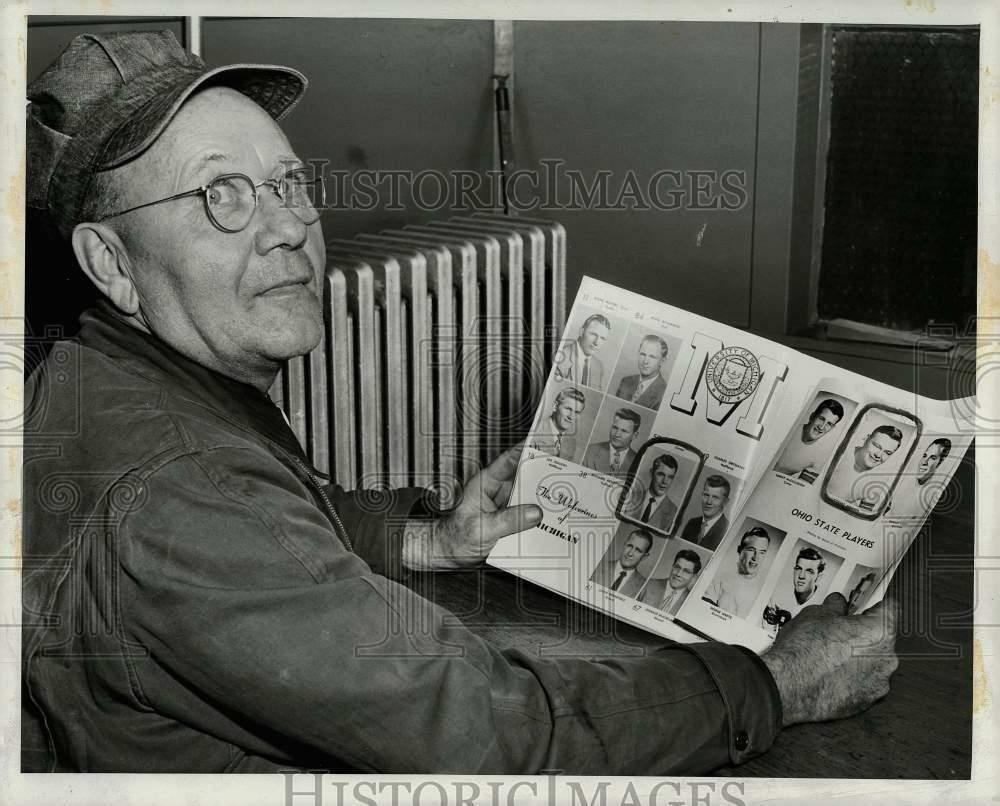 Press Photo Poster painting Anton Momsen, Sr. shows Photo Poster paintings of football playing sons in Toledo