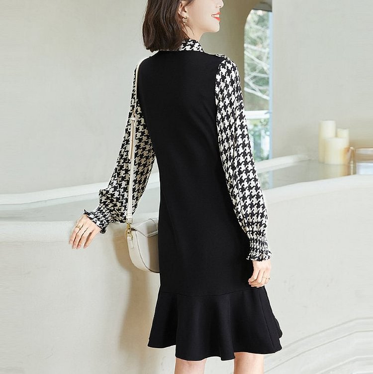 Black Mermaid Long Sleeve Paneled Dresses