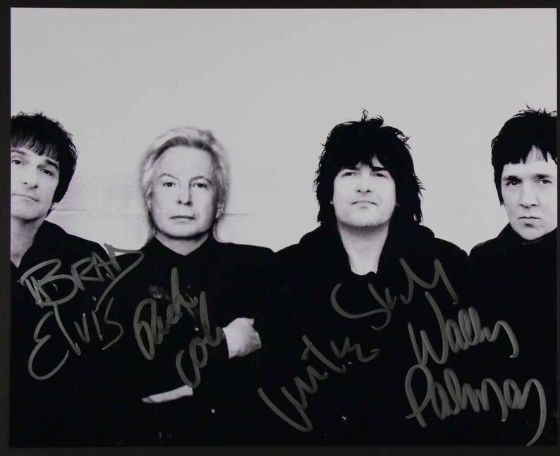 The Romantics Signed Autographed Glossy 8x10 Photo Poster painting w/ Signing Photo Poster paintings