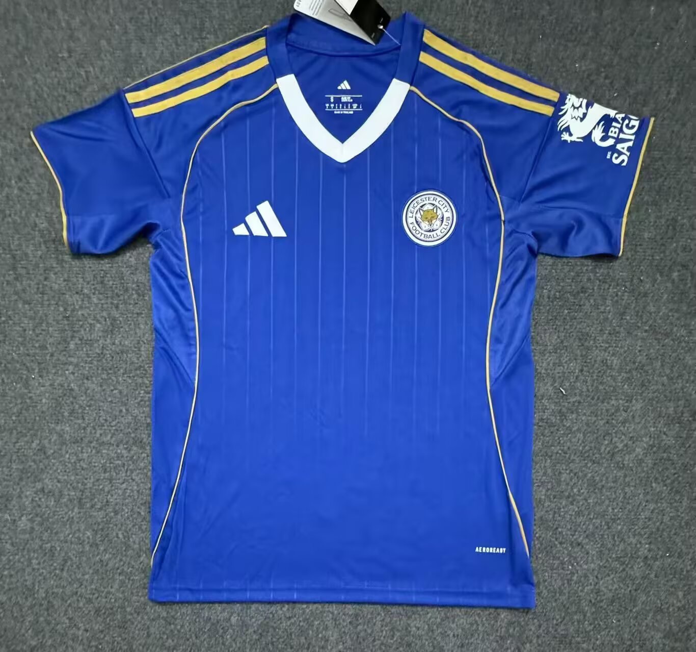 25/26 Leicester City Home Football Shirt 1:1 Thai Quality