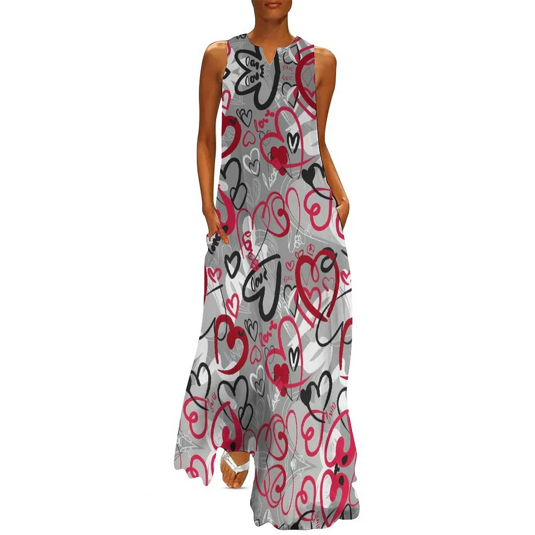 Style & Comfort for Mature Women Plus Size Printed Sleeveless Casual Women Maxi Dress with Pockets in Pattern Heart, Love, Valentine's Day