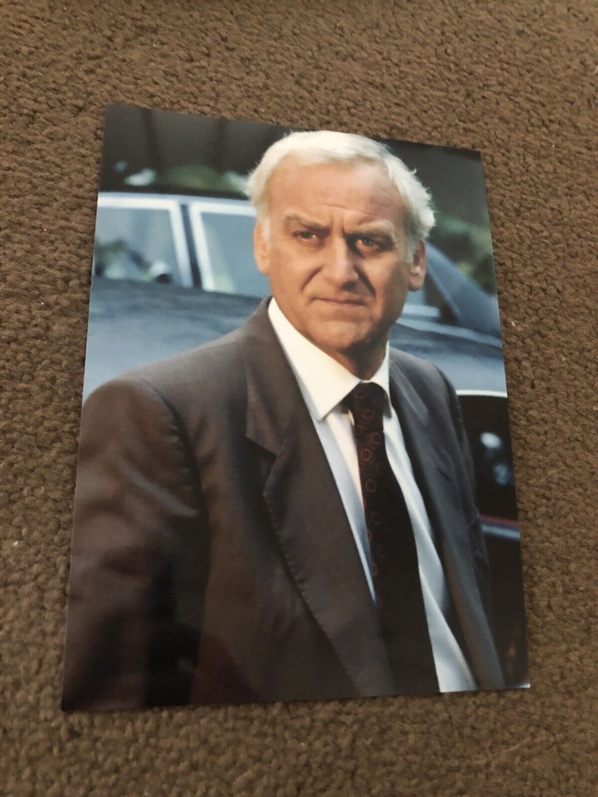 JOHN THAW (INSPECTOR MORSE) UNSIGNED Photo Poster painting- 7x5”