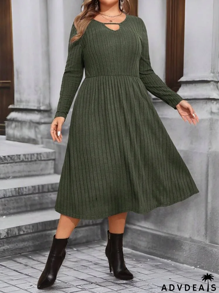 Plus Size Women's Solid Color Minimalist Casual Long Sleeve Winter Women Dress Dress