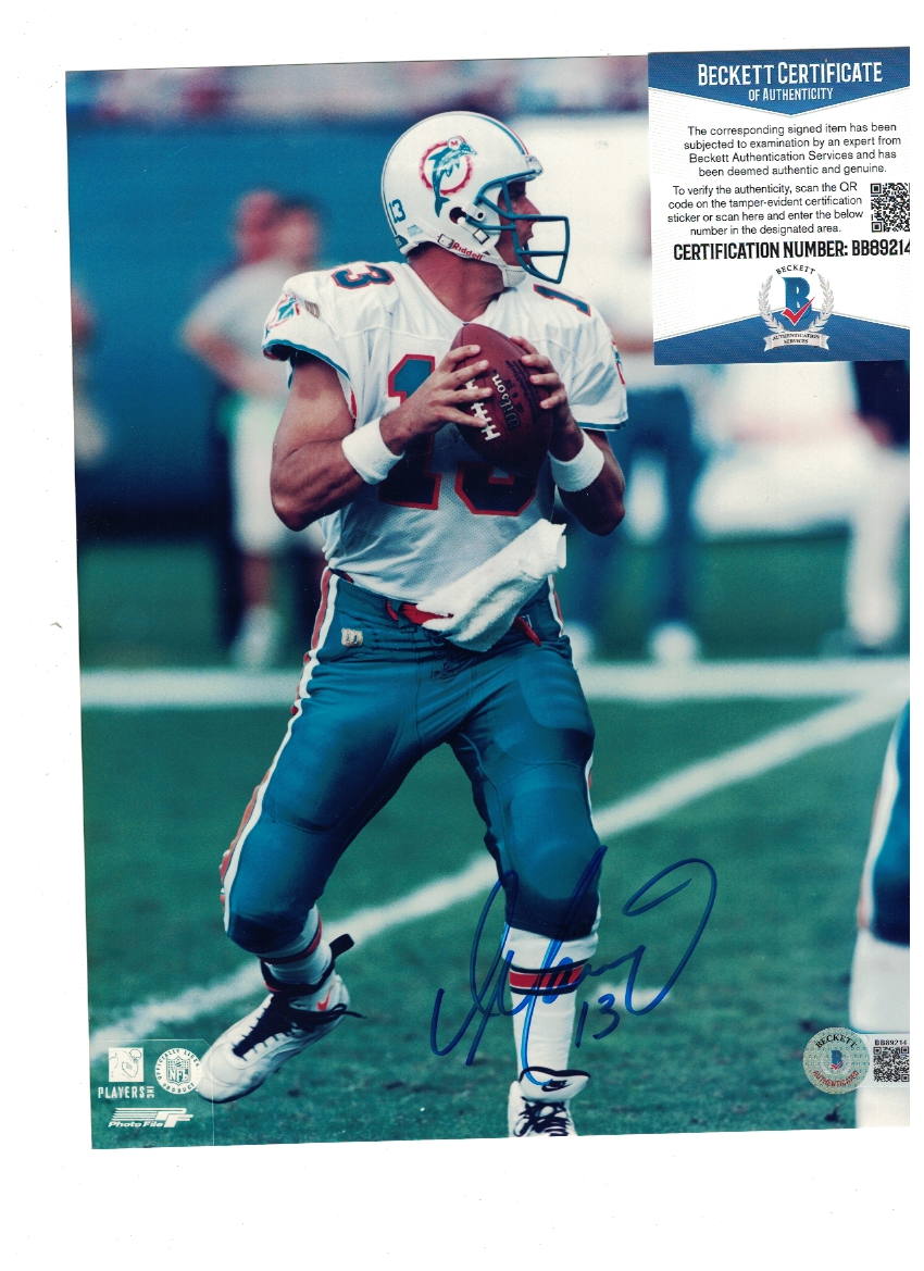 Dan Marino Miami Dolphins Signed 8x10 Photo Poster painting Beckett Certified FX50