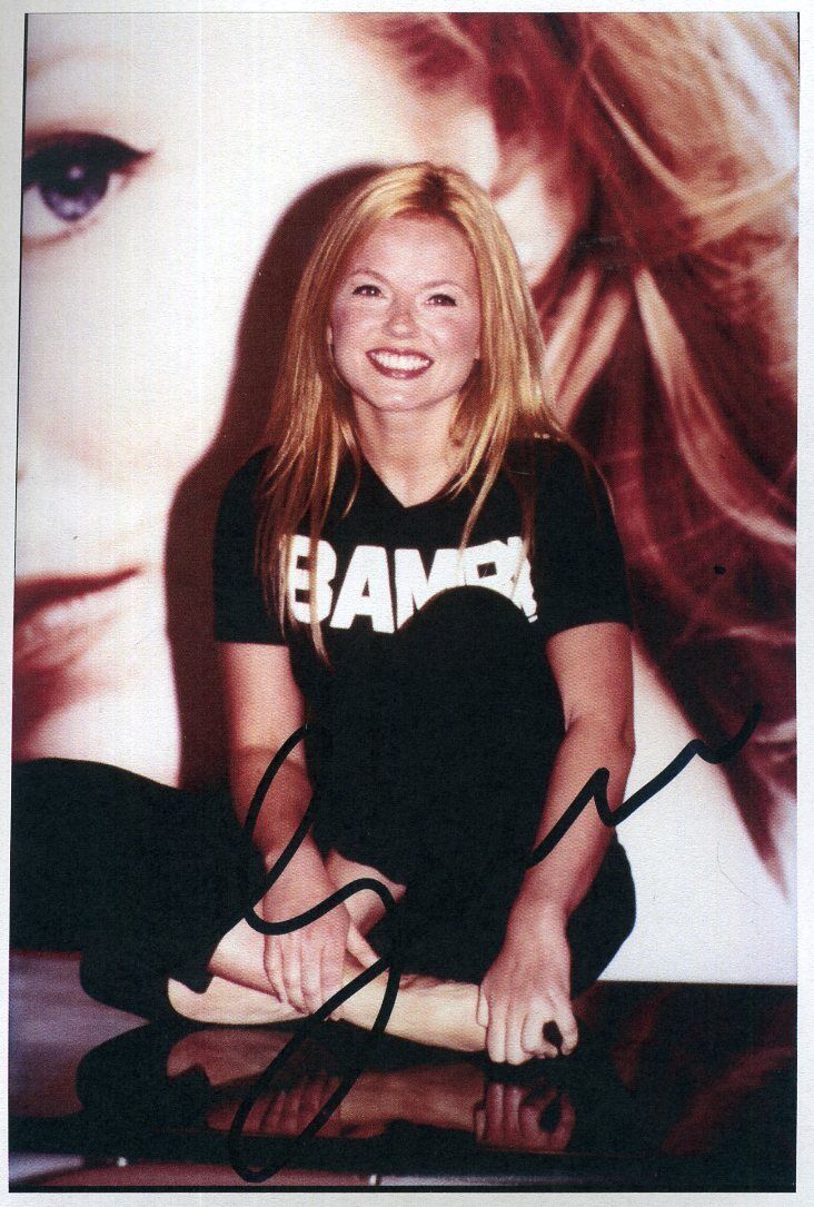 GERI HALLIWELL Signed Photo Poster paintinggraph - Pop Singer Model / Ginger Spice Girls reprint