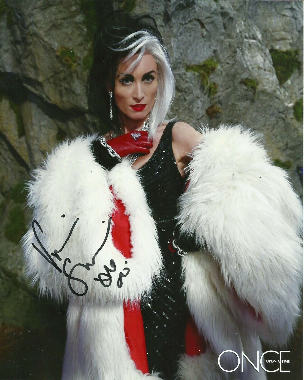 VICTORIA SMURFIT SIGNED ONCE UPON A TIME Photo Poster painting UACC REG 242