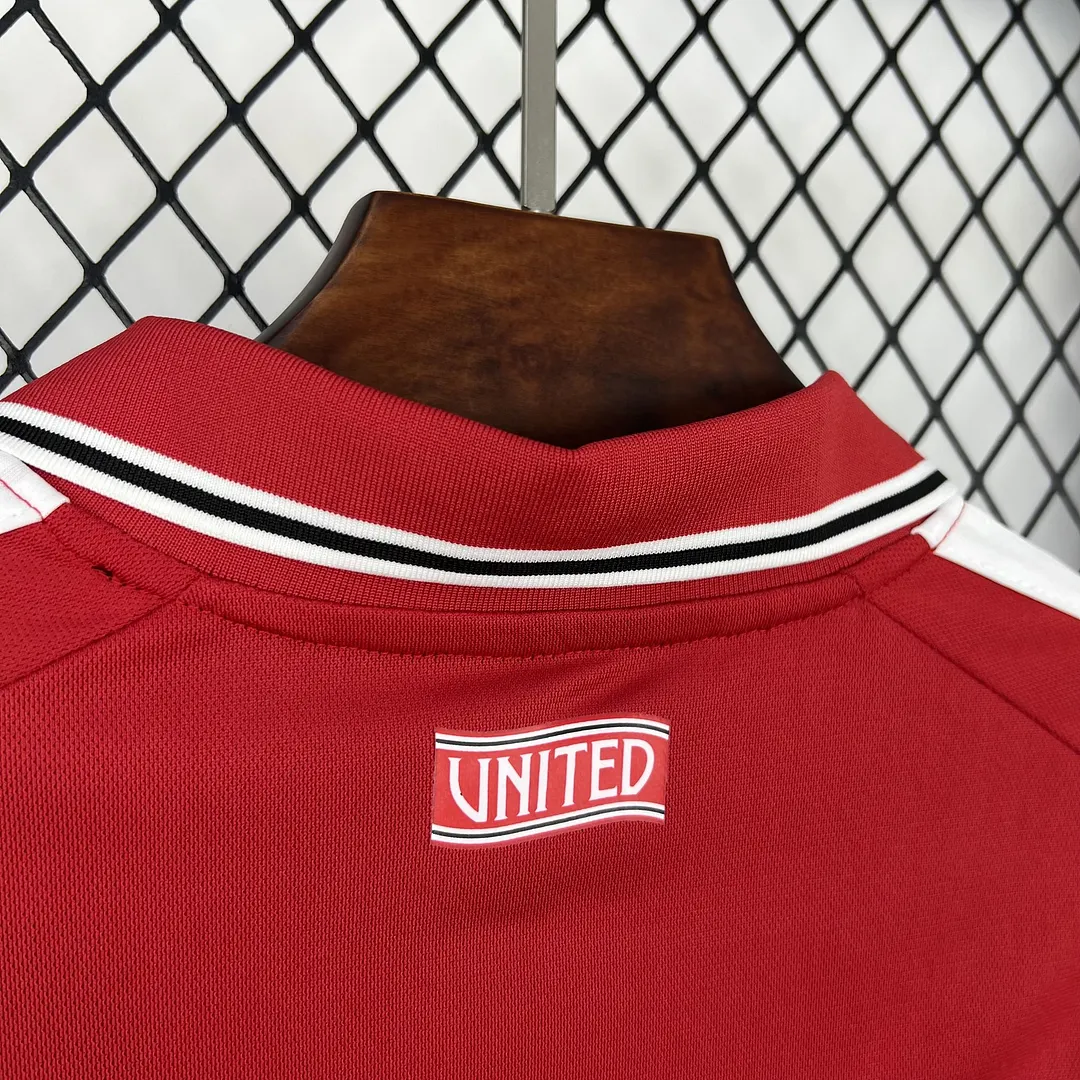 26/27 Football Shirt Manchester United Red Thai Quality
