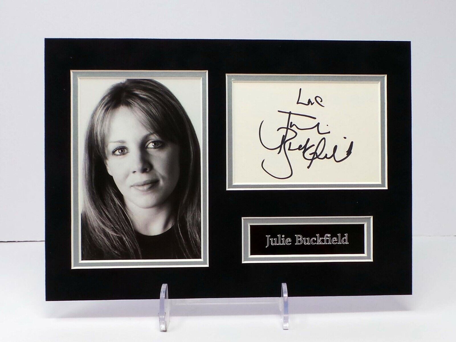 Julie BUCKFIELD Signed Mounted Photo Poster painting Display Casualty Actress AFTAL RD COA