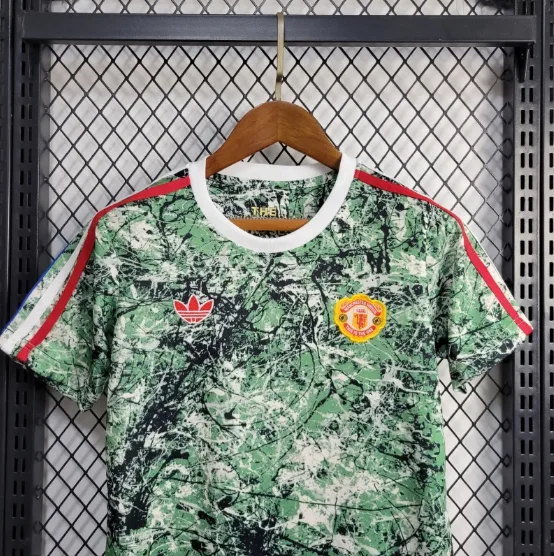 24/25 Manchester United Special Edition  Kids Kit Football Jersey Thai Quality