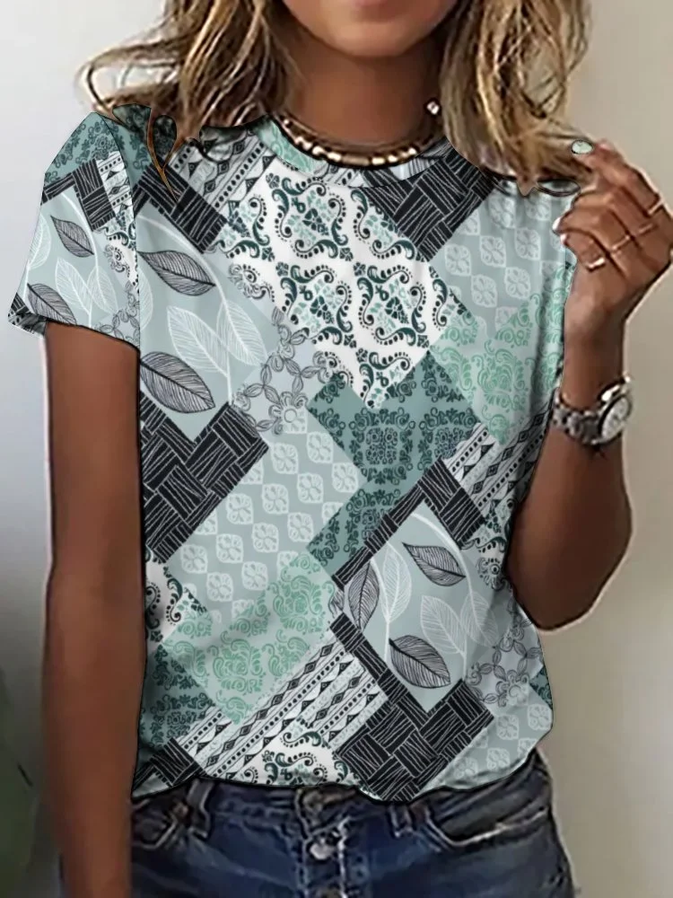 Style & Comfort for Mature Women Printed Short Sleeve Casual T-shirt for  Women and Men Unisex Pattern Green, Black, Vintage, Patchwork