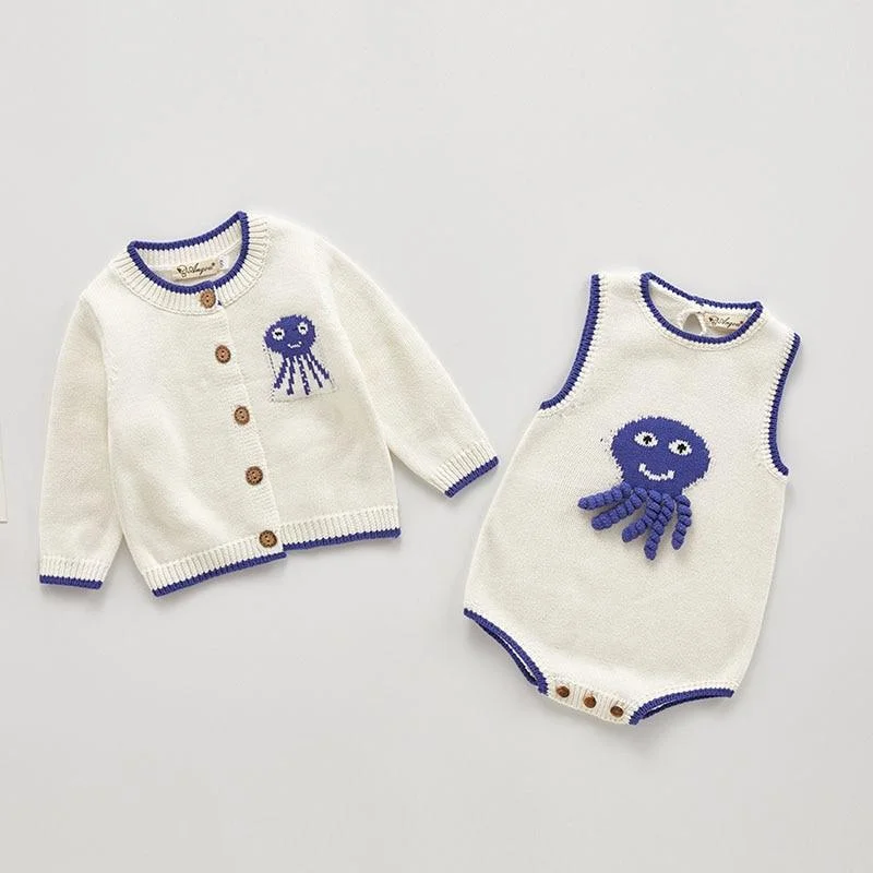 2019 New Pattern Baby Jumpsuit Girl Spring And Autumn Sweater love Print  Jacket + love Print Jumpsuit Two Piece Suit