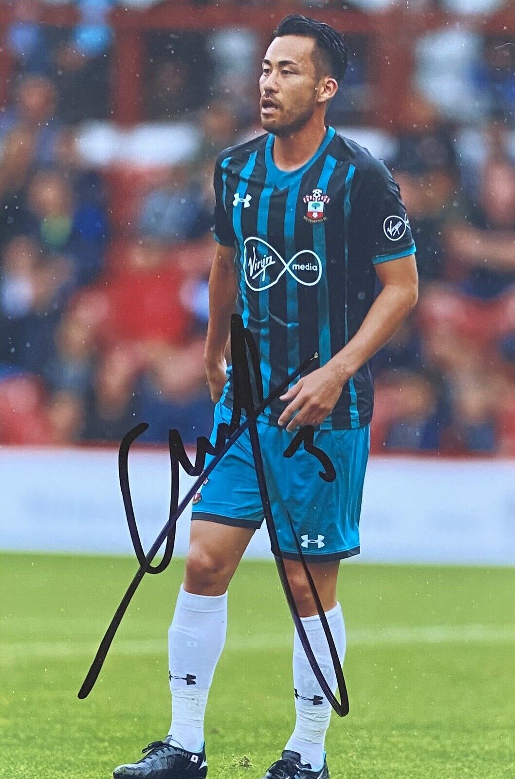 Maya Yoshida Genuine Hand Signed Southampton 6X4 Photo Poster painting 3