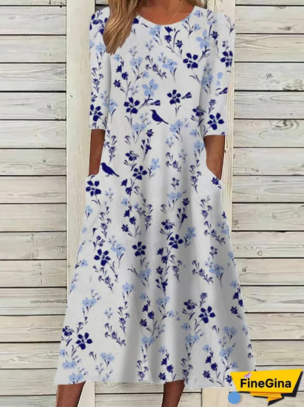 Women's Blue Half Sleeve Scoop Neck  Midi Dress