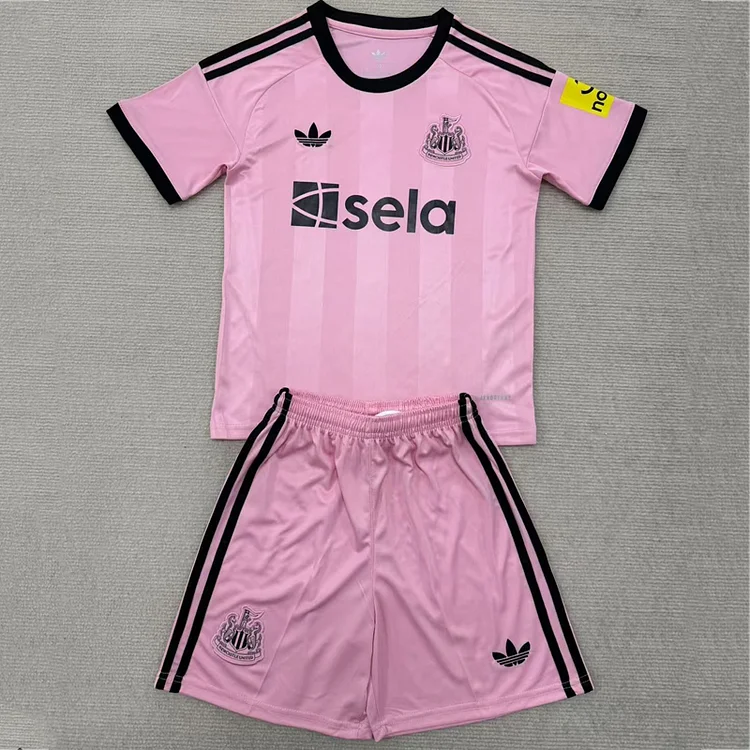 Kids Newcastle United 25/26 GK Football Shirt