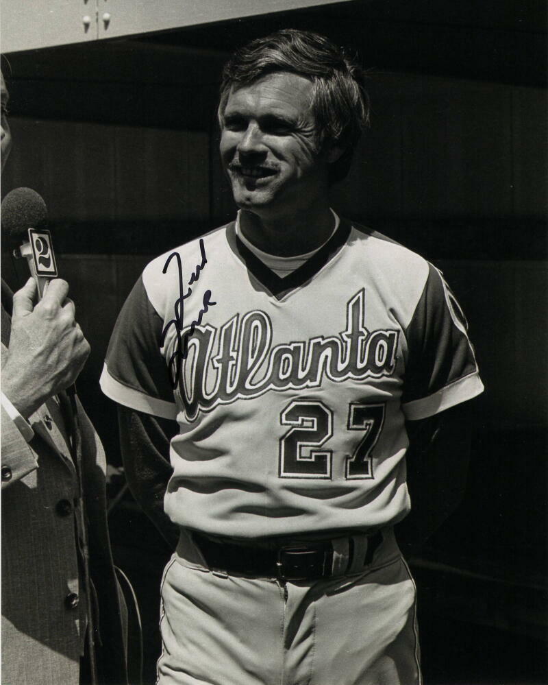 TED TURNER SIGNED AUTOGRAPH 8X10 Photo Poster painting - CNN, TBS, FORMER ATLANTA BRAVES OWNER