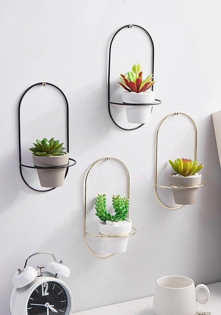 Ceramic Flowerpot with Metal Wall Mount