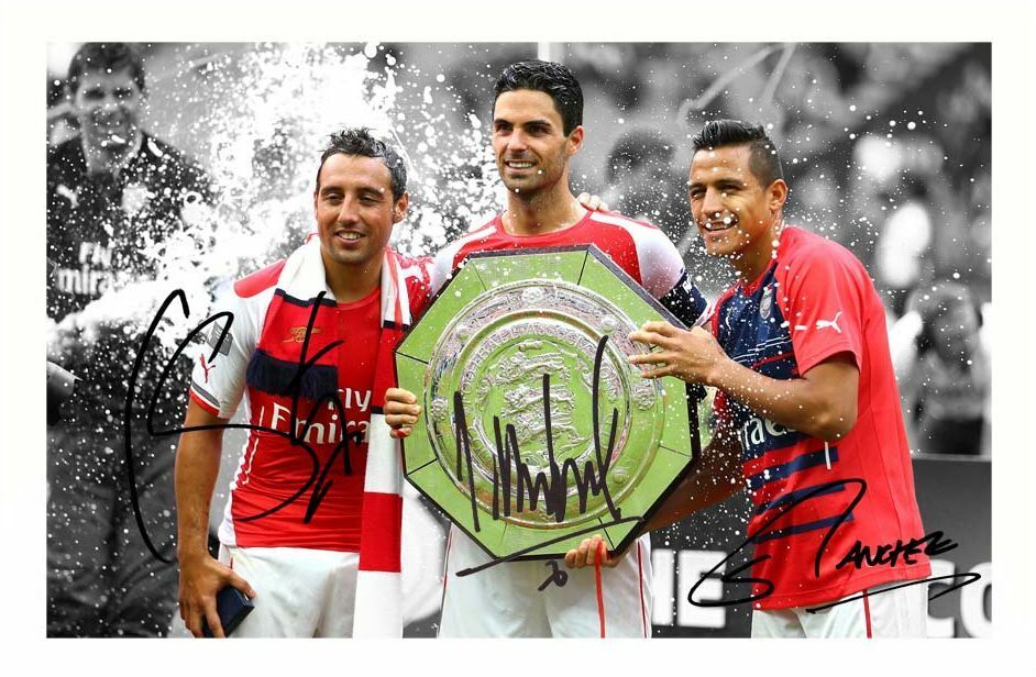 ALEXIS SANCHEZ & MIKEL ARTETA & SANTI CAZORLA - ARSENAL AUTOGRAPH SIGNED Photo Poster painting