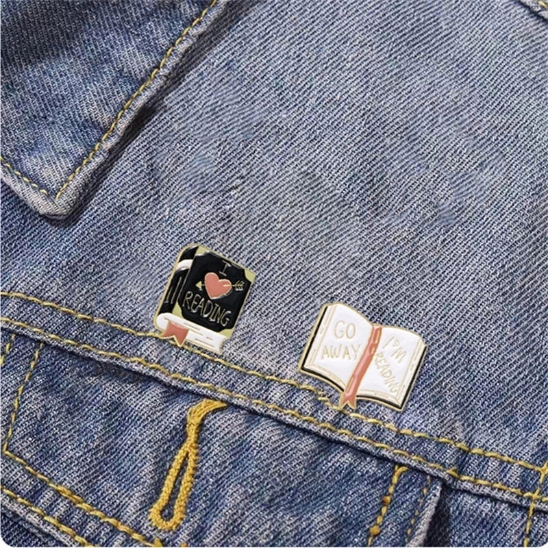 Cute Preppy Style Sweet Book Letter Alloy Enamel Plating Unisex Brooches Collar Pin