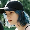 Perruque casquette de baseball 2 en 1 aux cheveux boucl&eacute;s
