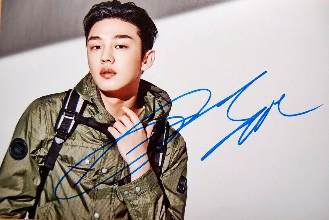 YOO AH-IN In-Person Signed Autographed Photo Poster painting RACC COA ??? Burning Hellbound