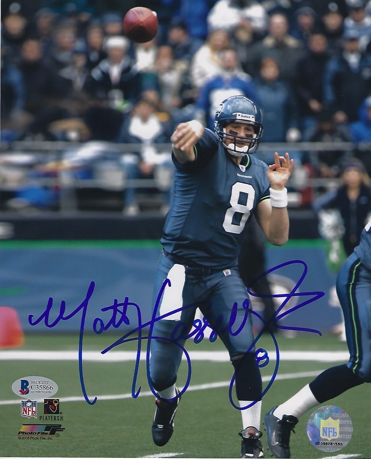 MATT HASSELBECK Signed Seattle SEAHAWKS 8x10 Photo Poster painting w/ Beckett COA