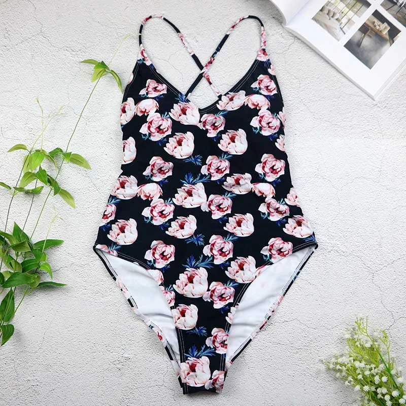 2021 women Swimwear Sexy high cut one piece swimsuit Backless swim suit Black White Red  thong Bathing suit female Monokini 2741