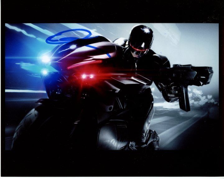 JOEL KINNAMAN signed autographed ROBOCOP ALEX MURPHY Photo Poster painting