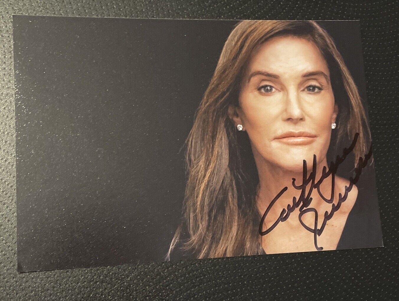 Caitlyn Jenner HAND Signed 6x4 Photo Poster painting Celebrity Autograph TV Personality