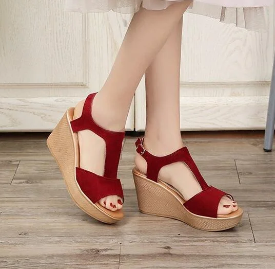 2020 Women Ladies Women Fish Mouth Non-slip Platform Slope High Heels Sandals Buckle Strap Sandals Outdoor Style for Women