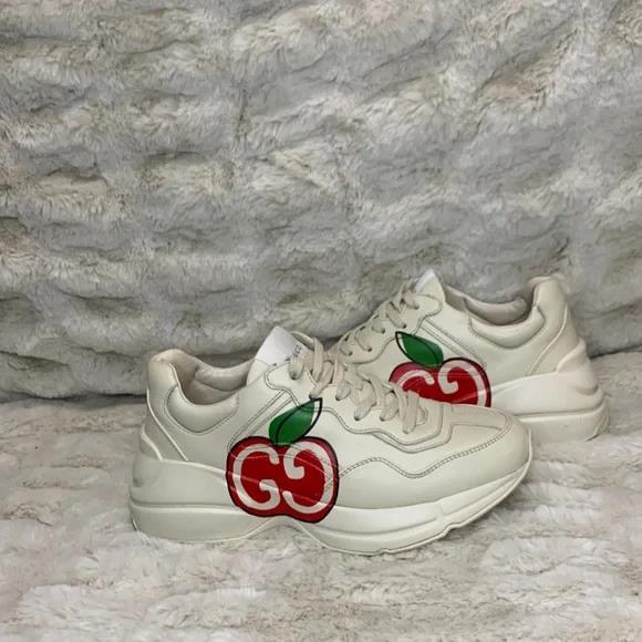Find stunning replica Gucci shoes at Prestige Aura today